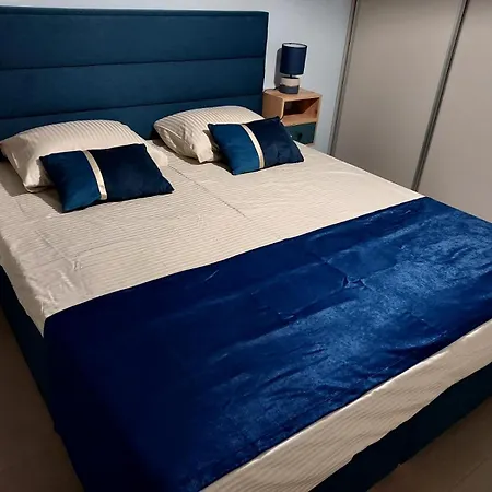 Azzurra Swimming Pool *