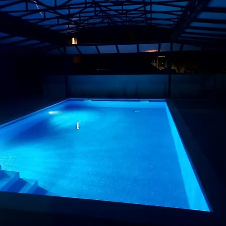 Azzurra Swimming Pool Villa