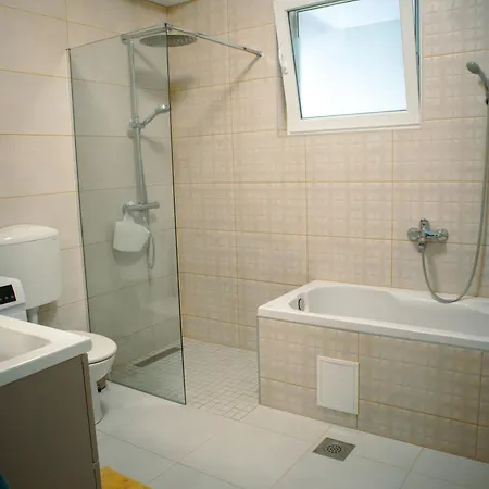 Azzurra Swimming Pool Mostar