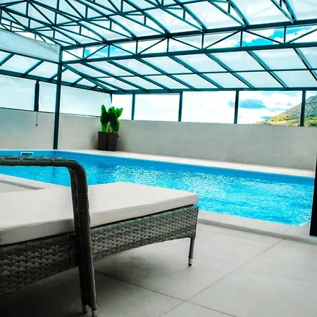 Azzurra Swimming Pool Mostar