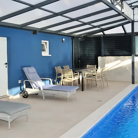 Azzurra Swimming Pool *